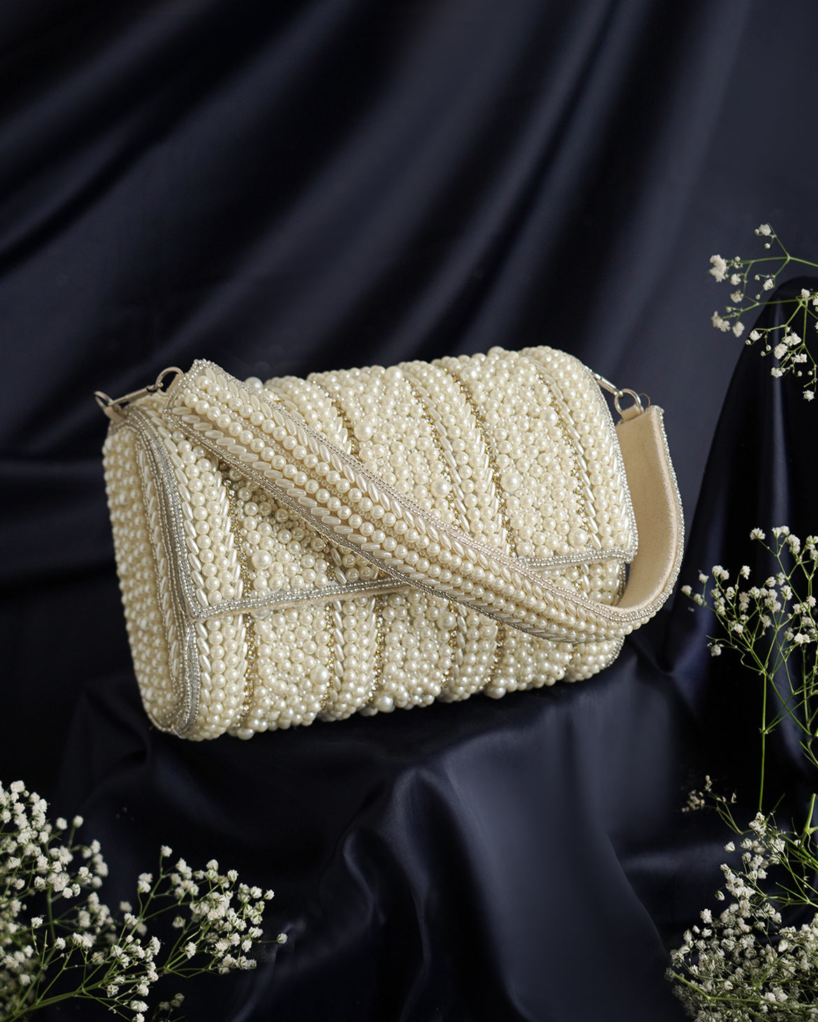 Fusion pearl clutch