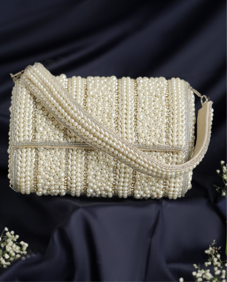 Fusion pearl clutch