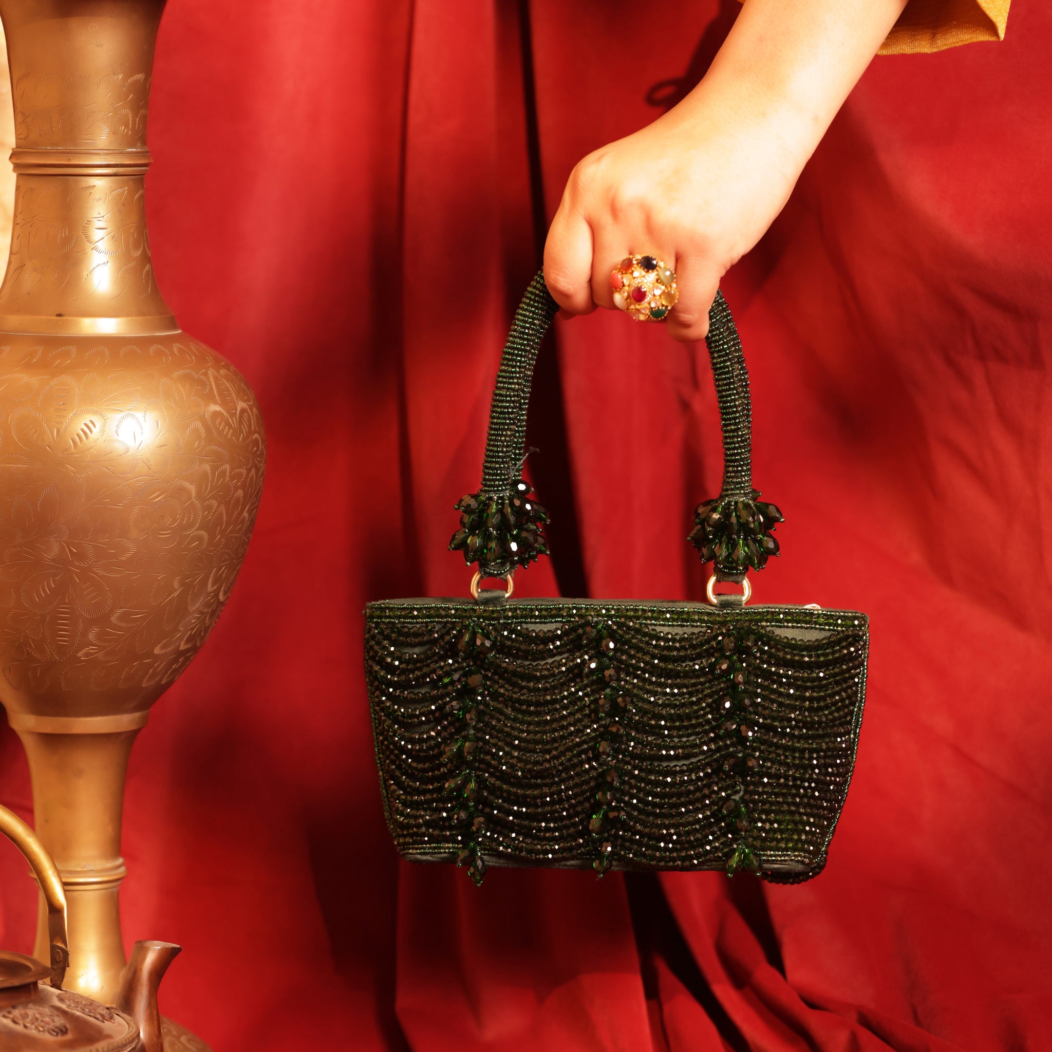 Saree and lehenga accessory with sparkling rhinestones for wedding events