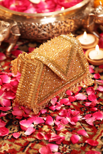 Inaaya gold Clutch