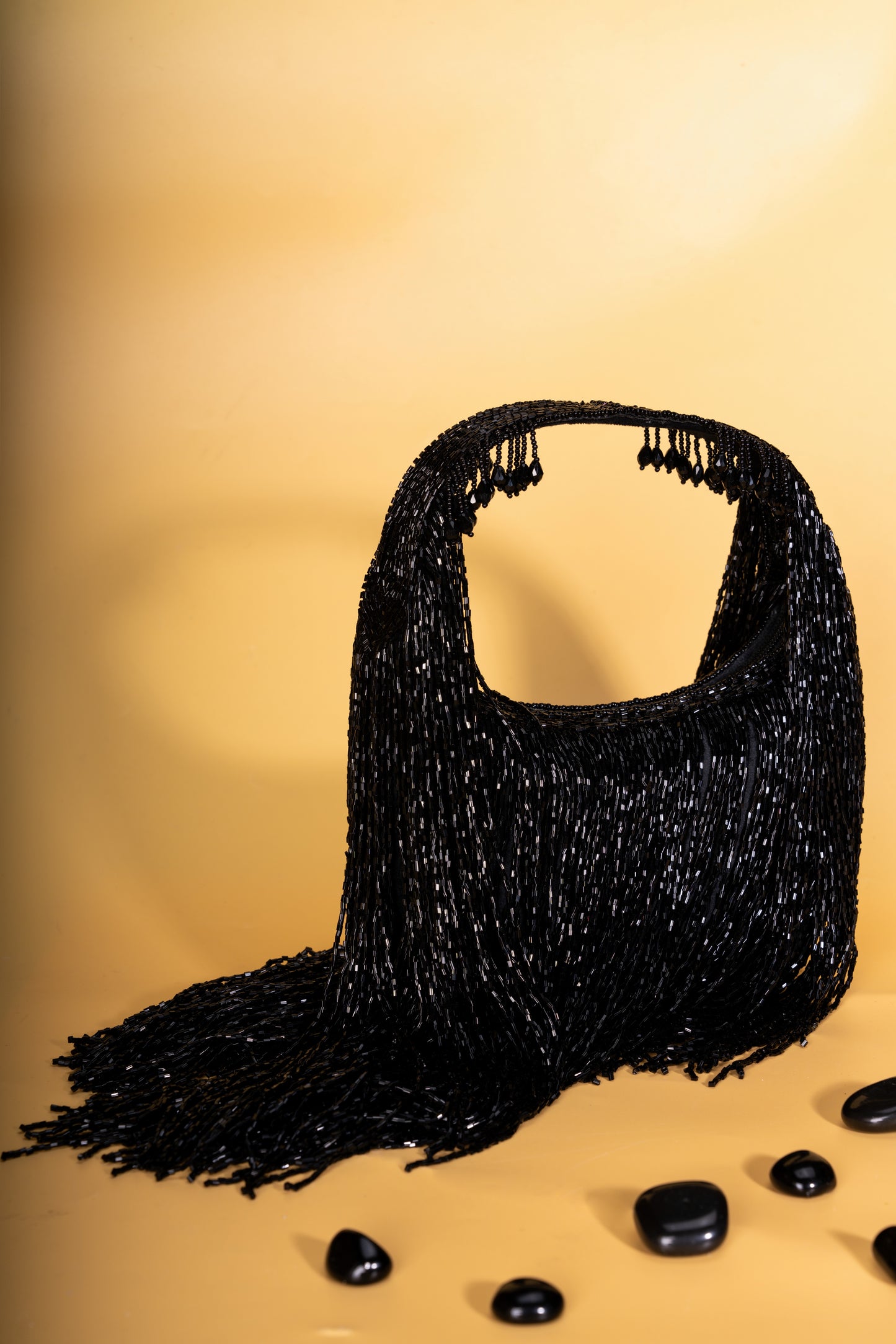 Tranquil Tassels black