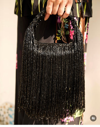 Tranquil Tassels black