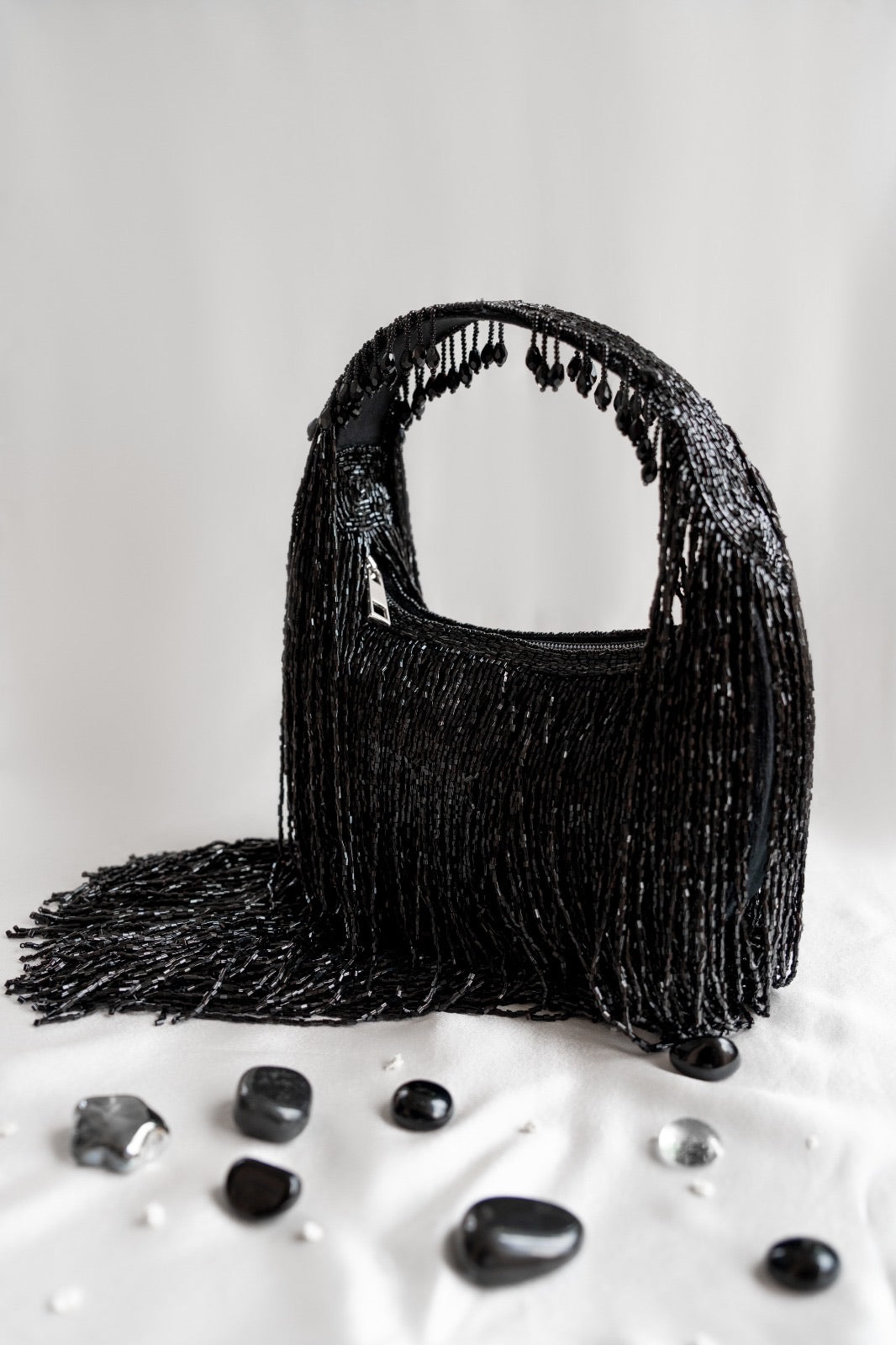 Tranquil Tassels black