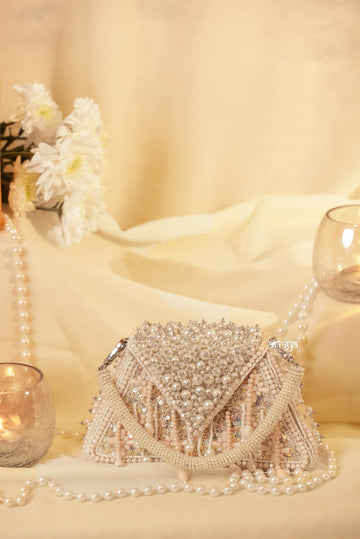 Nayab Pearl Clutch